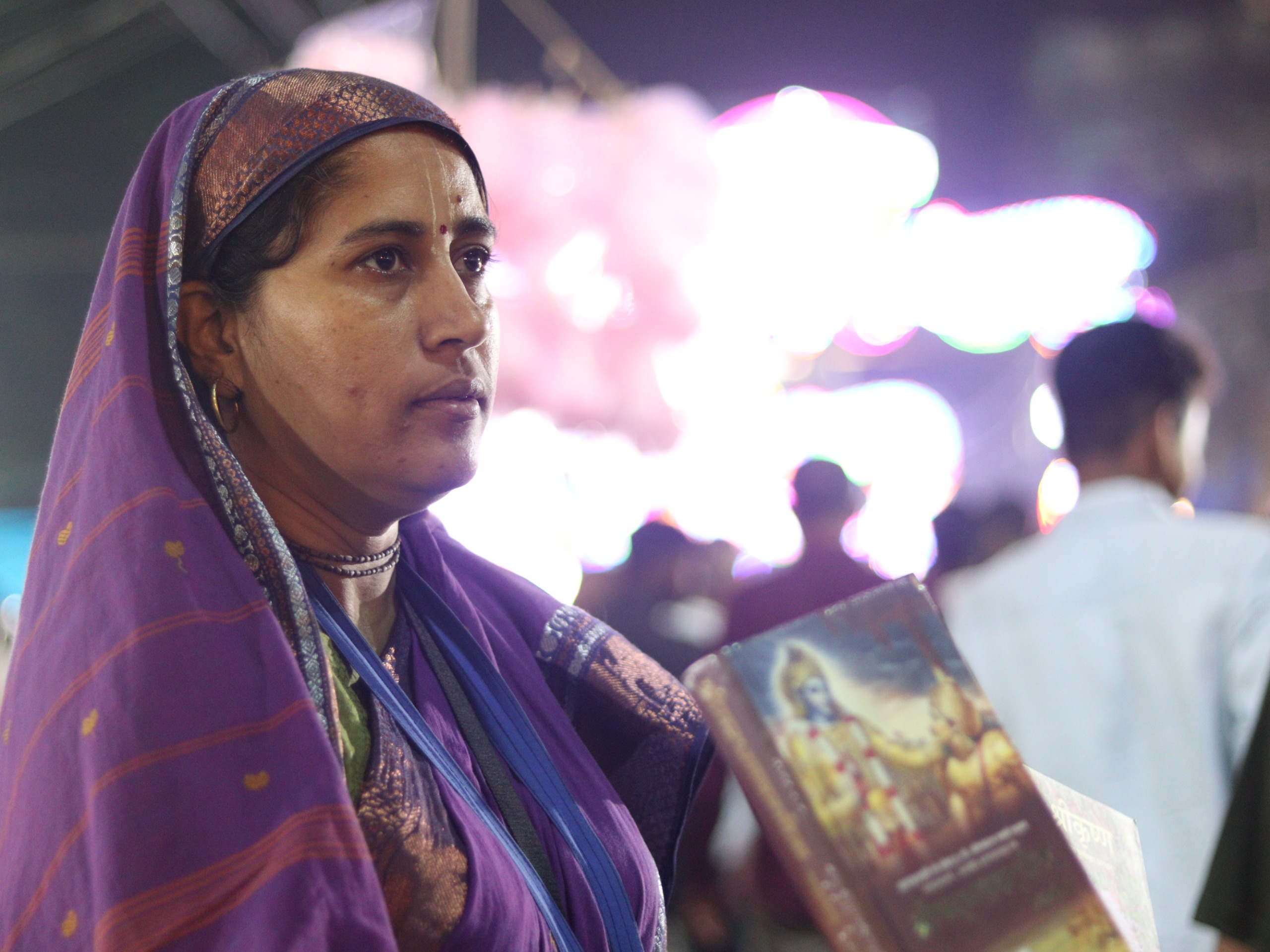 Book Distribution Moments photo 6