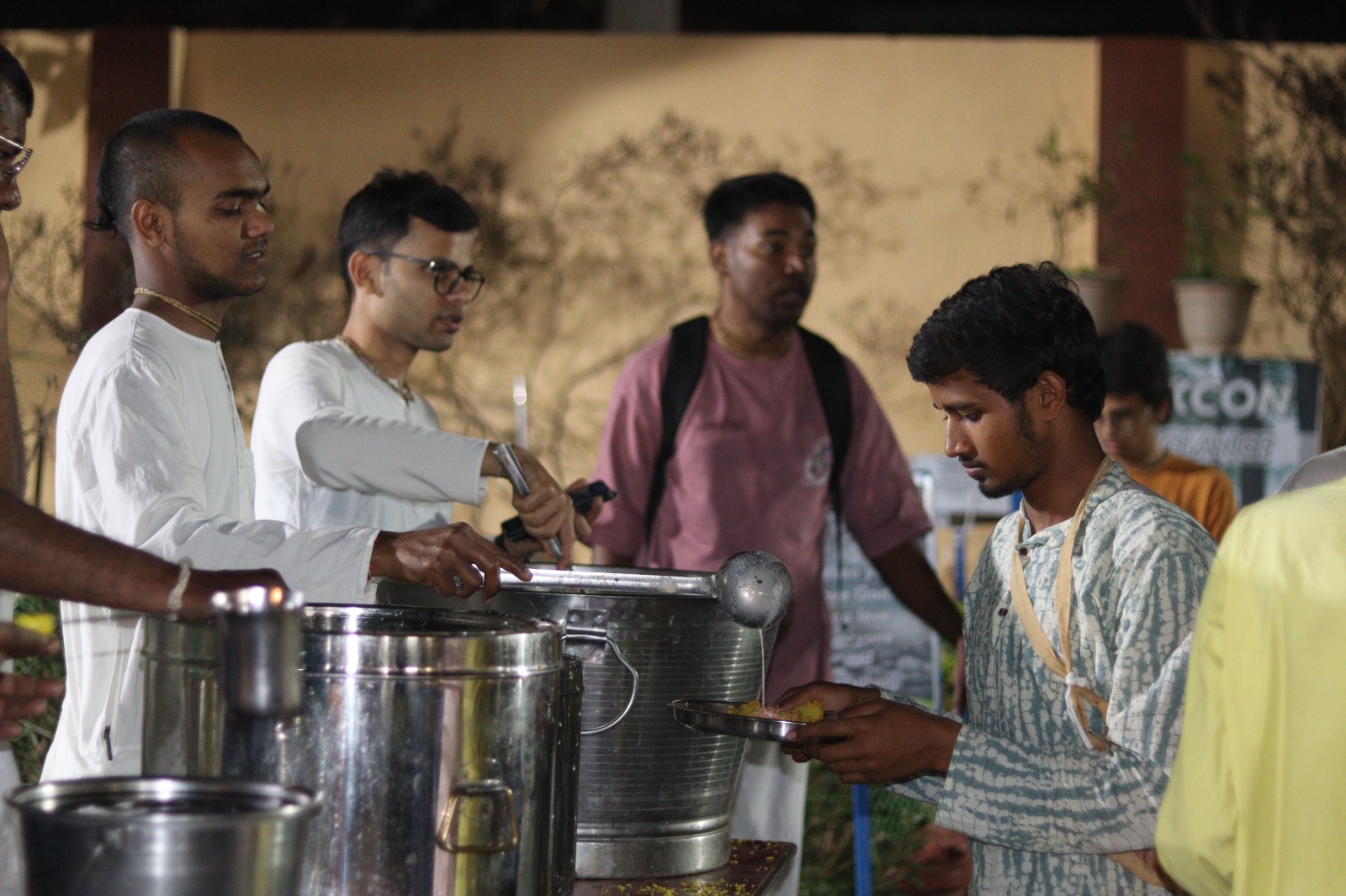 ISKCON Youth Forum (IYF) photo 1